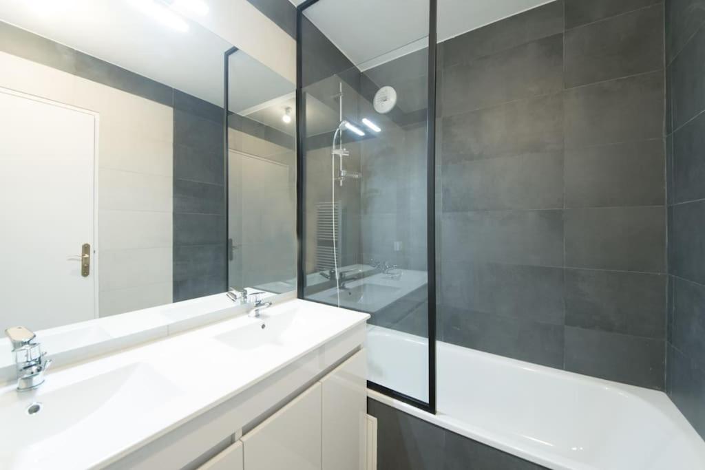Suite Moderne Familiale 8 Pers - Disney 10M - 2 Sdb 布西圣乔治 外观 照片